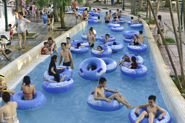 Sông lười - công viên nước hồ tây