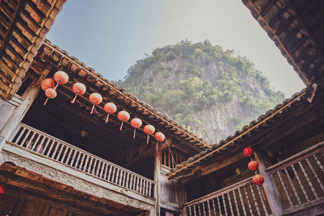 Dinh Thự Vua Mèo 02